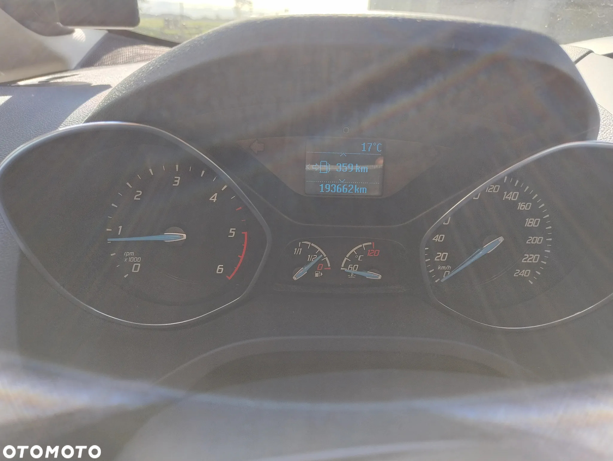 Ford Grand C-MAX - 11