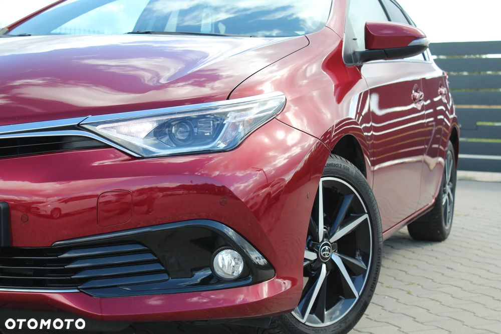 Toyota Auris 1.6 Premium Comfort - 5