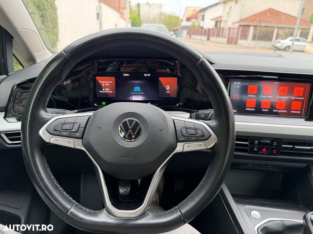Volkswagen Golf - 2