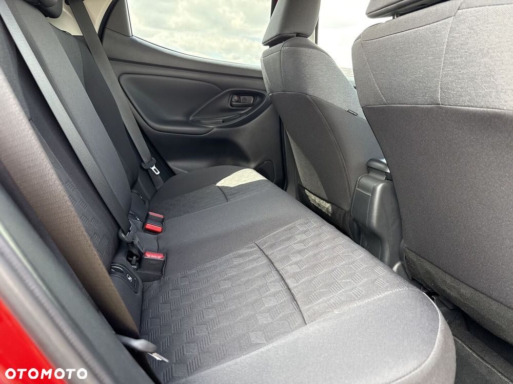Toyota Yaris Hybrid 1.5 Style - 11
