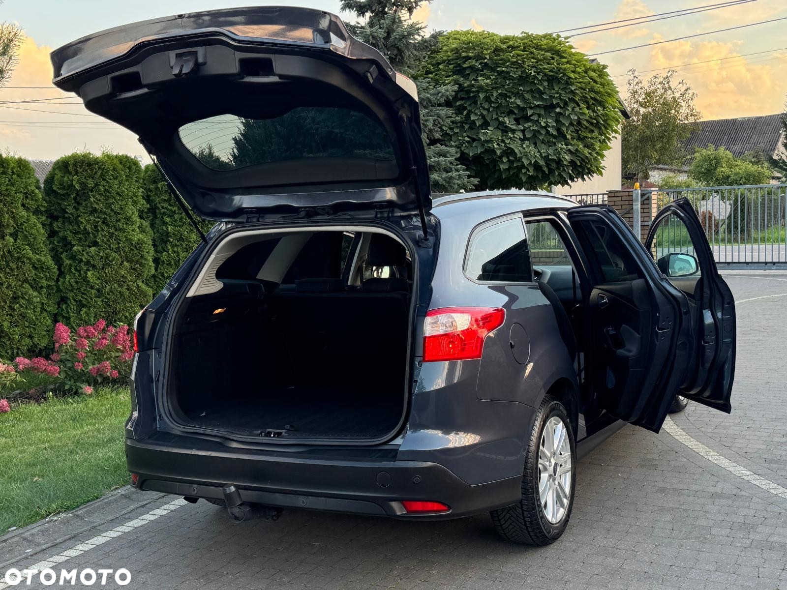 Ford Focus 1.6 TDCi DPF Champions Edition - 17