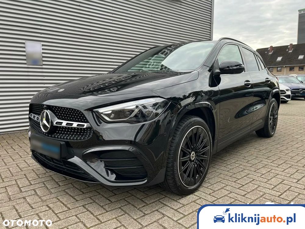 Mercedes-Benz GLA 200 AMG Line - 2