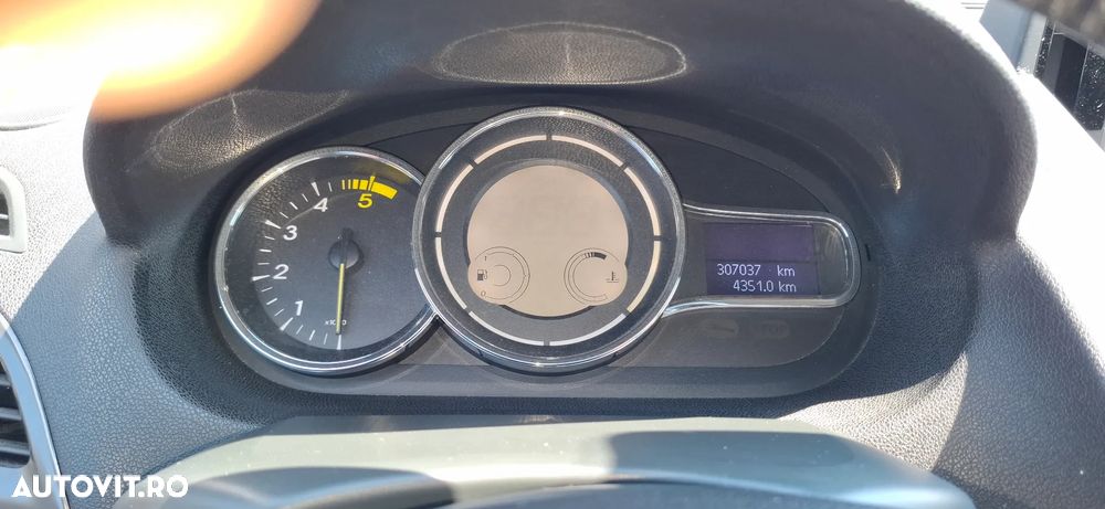 Renault Megane 1.5 dCi Dynamique - 10