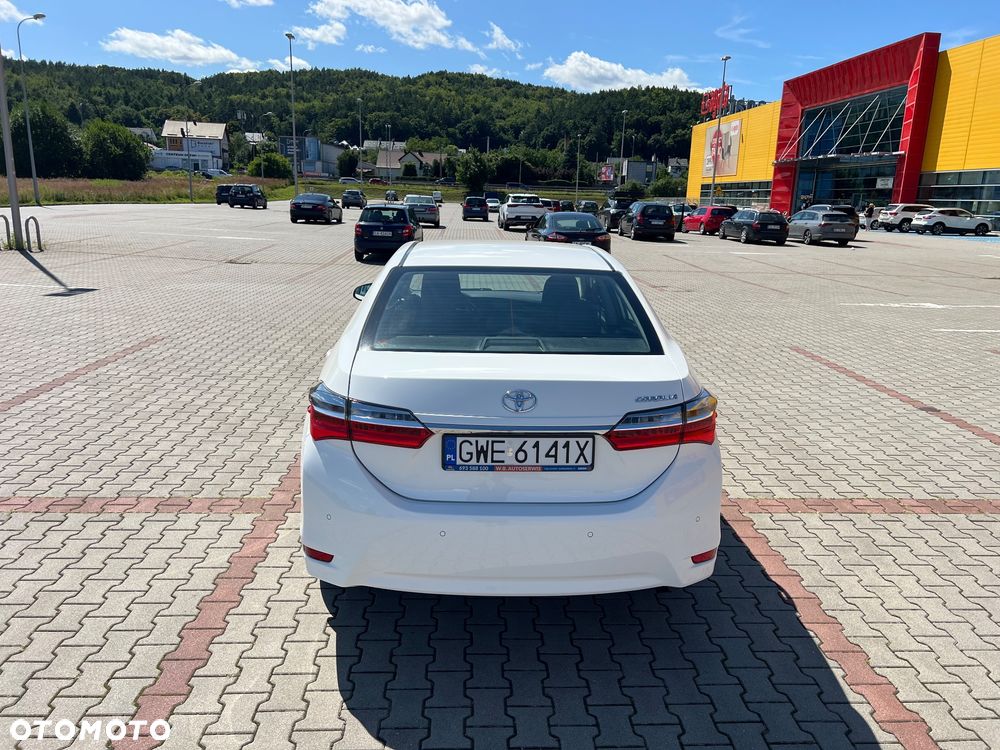 Toyota Corolla 1.6 Prestige - 8