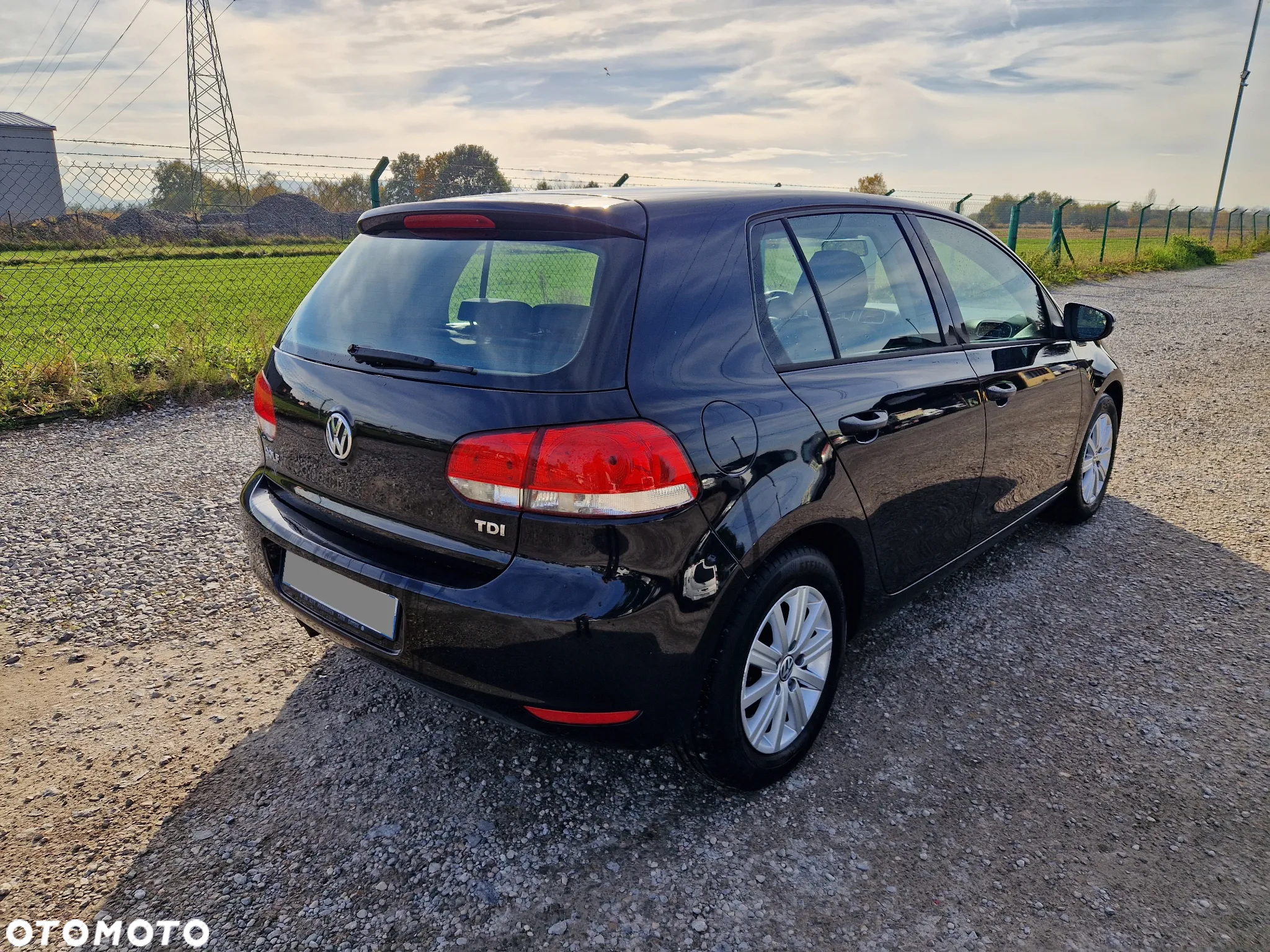 Volkswagen Golf 2.0 TDI DPF Comfortline - 4