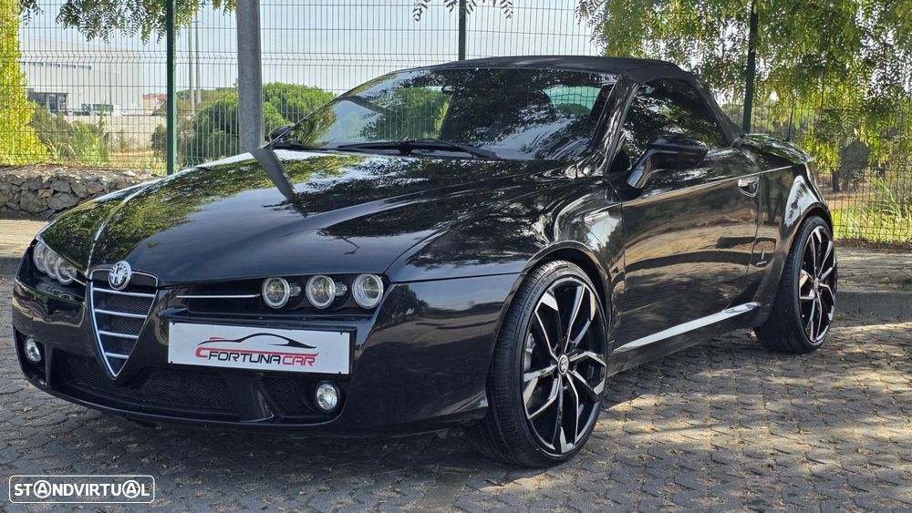 Alfa Romeo Spider 2.4 JTDm - 10