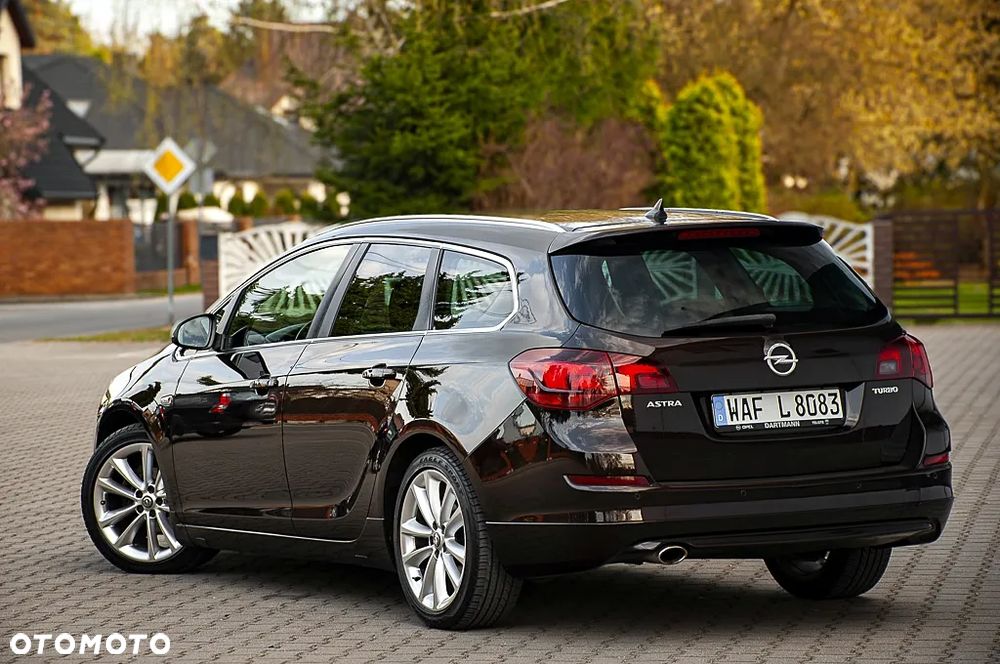 Opel Astra 1.4 Turbo Cosmo - 19