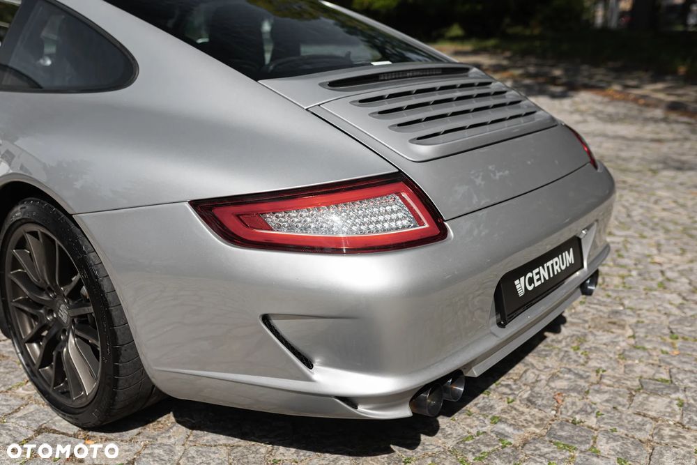 Porsche 911 Carrera Tiptronic S - 9