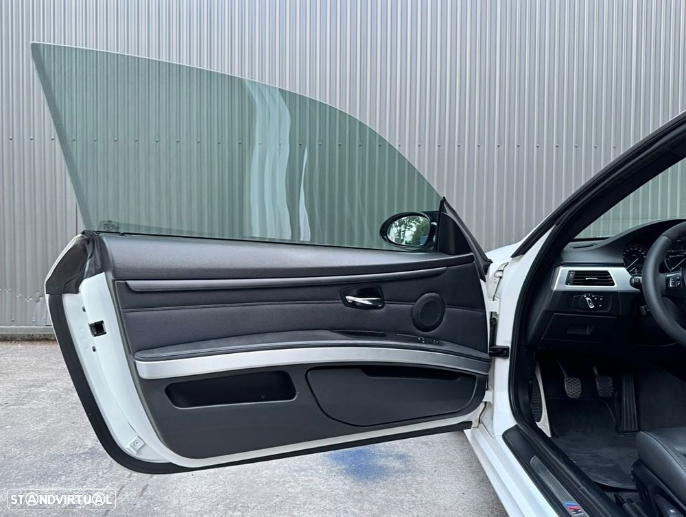 BMW 320 d Coupe - 13