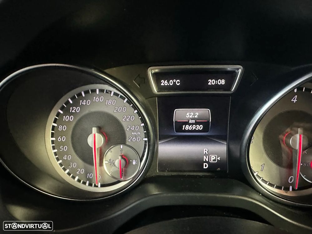 Mercedes-Benz CLA 220 CDI AMG Line Aut. - 16