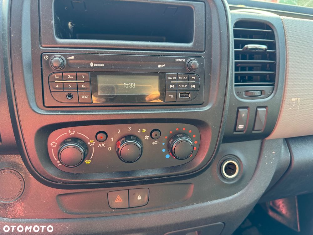 Renault TRAFIC - 11