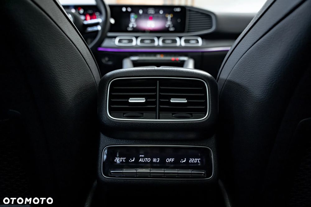 Mercedes-Benz GLE - 29