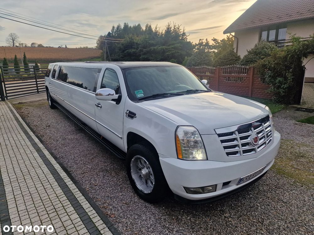 Chevrolet Suburban 6.0 LS 2500 4WD - 2