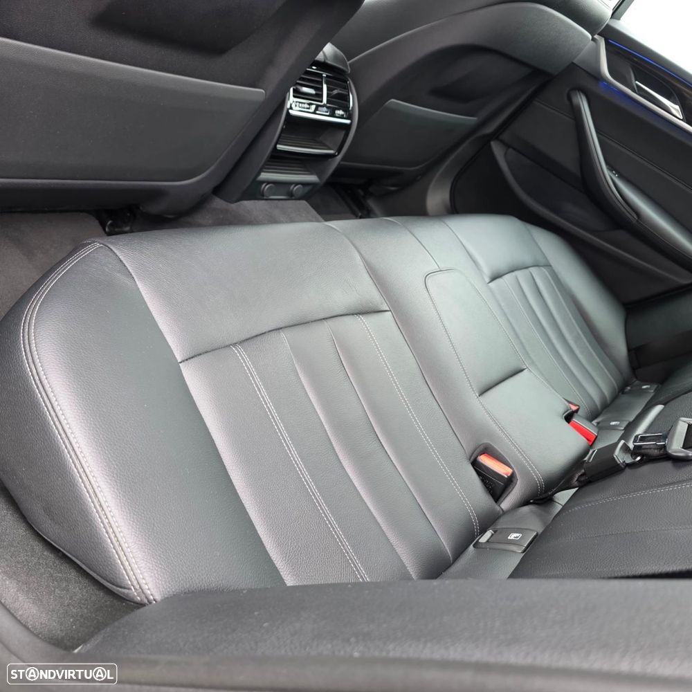 BMW 520 d Line Luxury Auto - 38