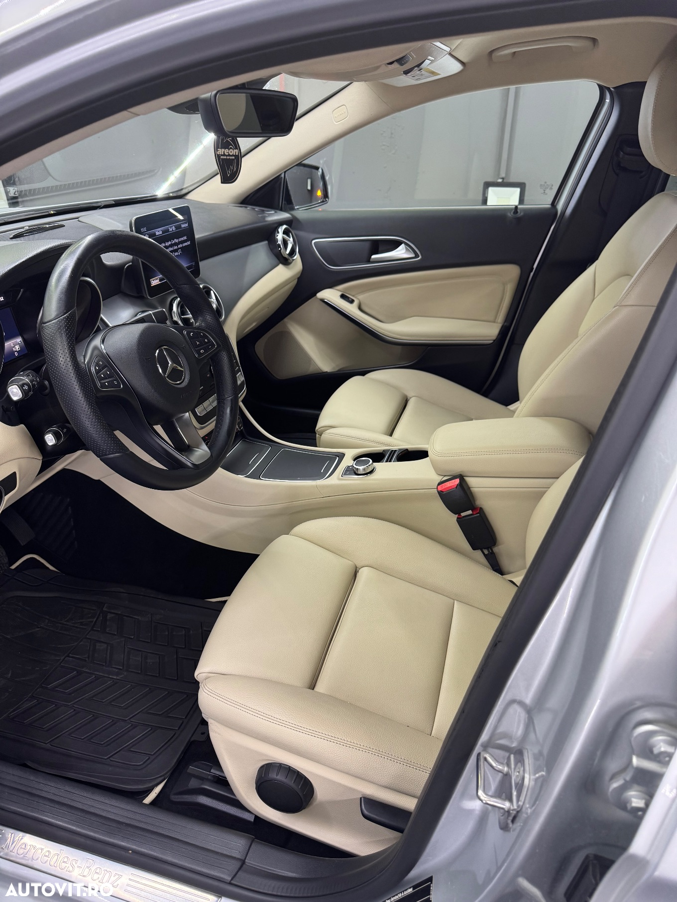 Mercedes-Benz GLA 220 4MATIC - 7