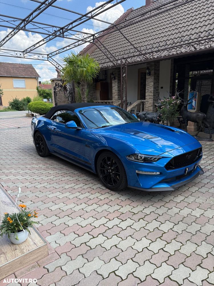 Ford Mustang - 6