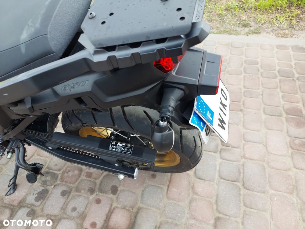 Suzuki V-STROM - 16