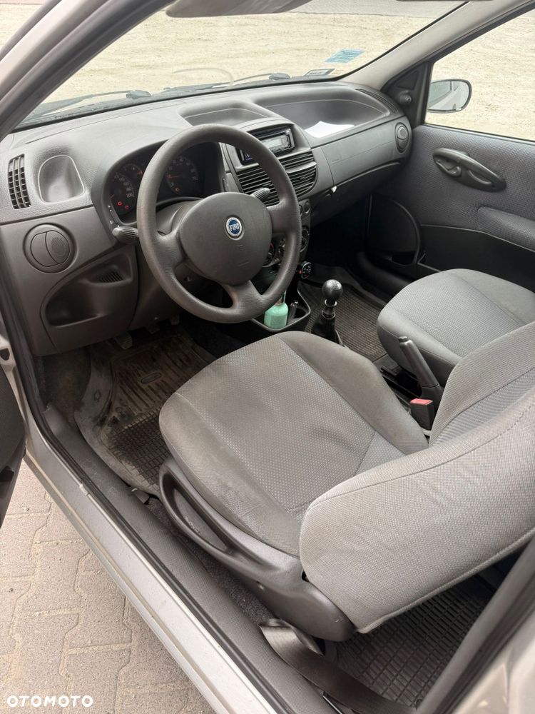 Fiat Punto - 5