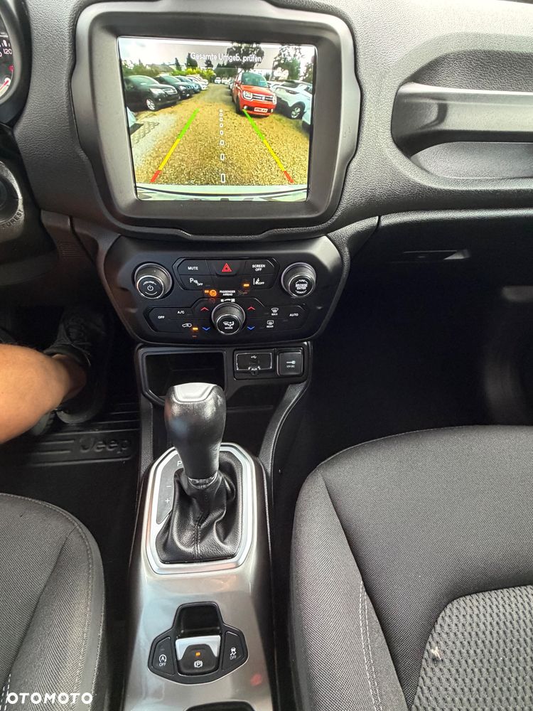 Jeep Renegade - 27