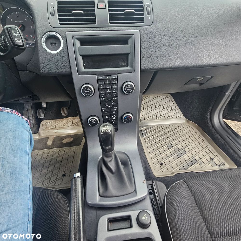 Volvo V50 D3 - 17