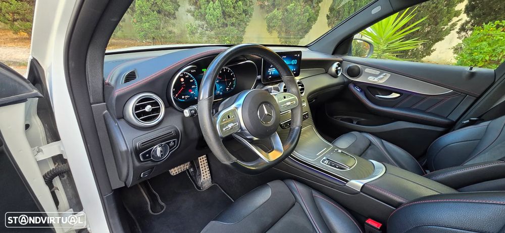 Mercedes-Benz GLC 300 ver-e-4matic - 17