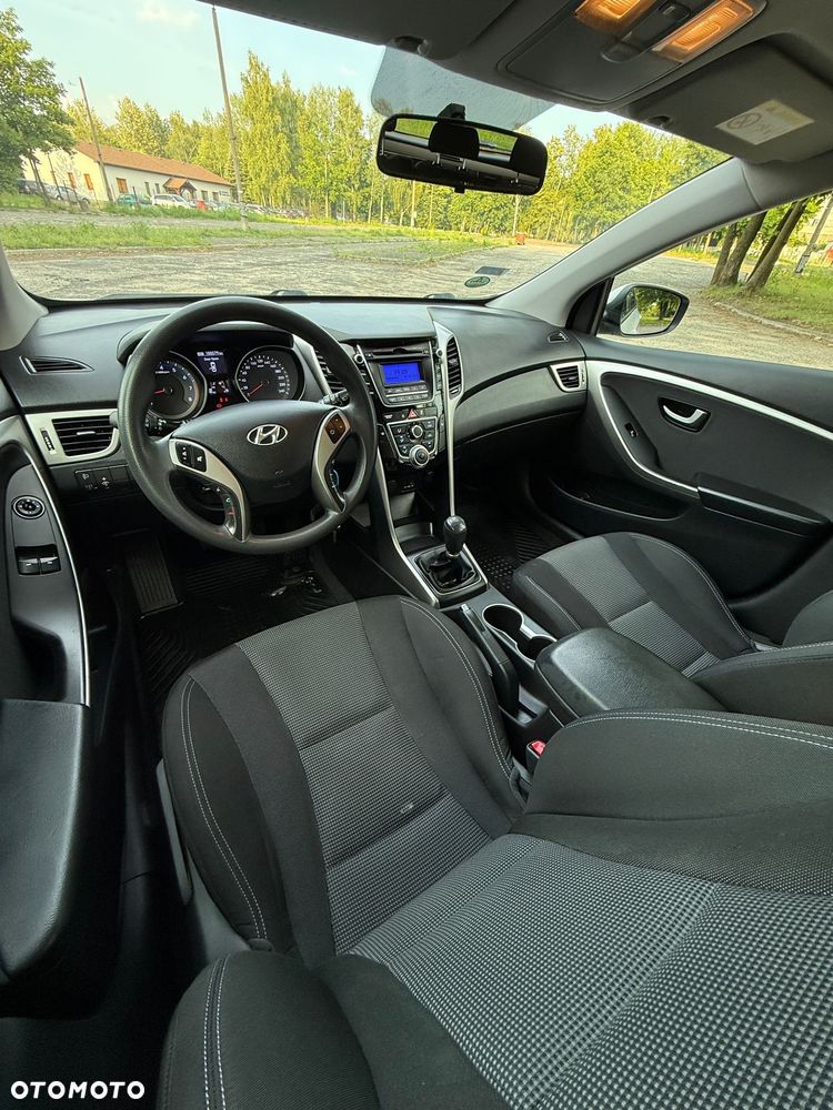 Hyundai i30 1.6 Premium - 18