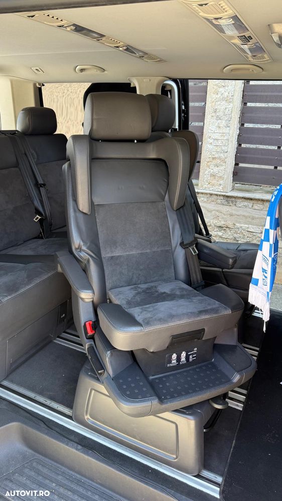 Volkswagen Multivan - 18