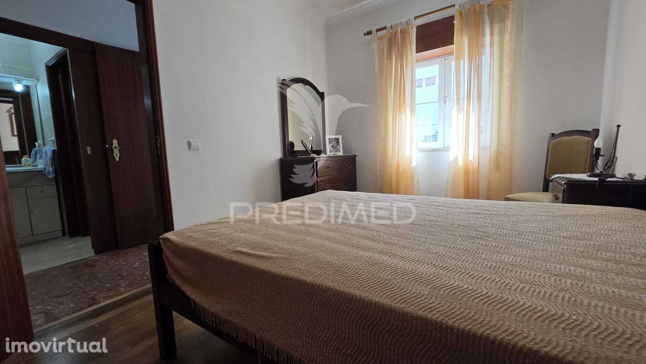 Moradia T4 - Grande imagem: 4/31