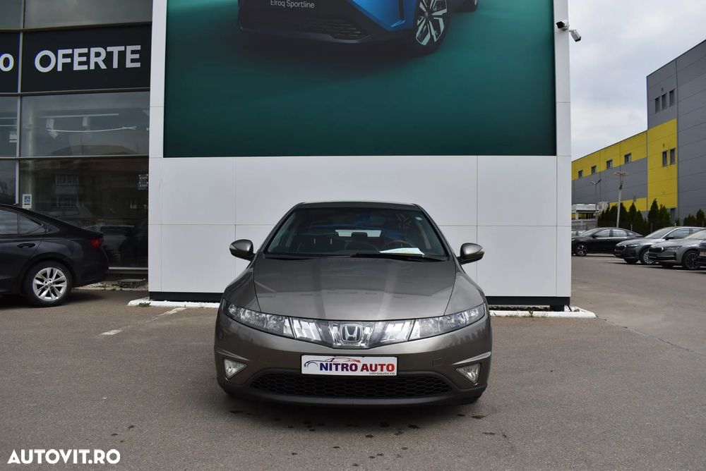 Honda Civic 1.8 S - 2
