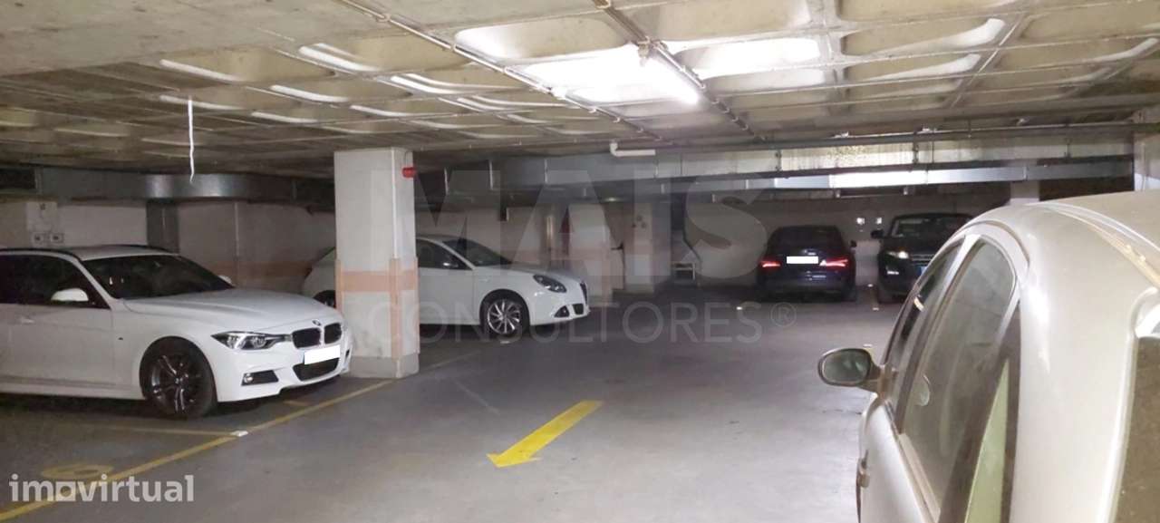 Lugar de Garagem - Entrecampos - Grande imagem: 3/9