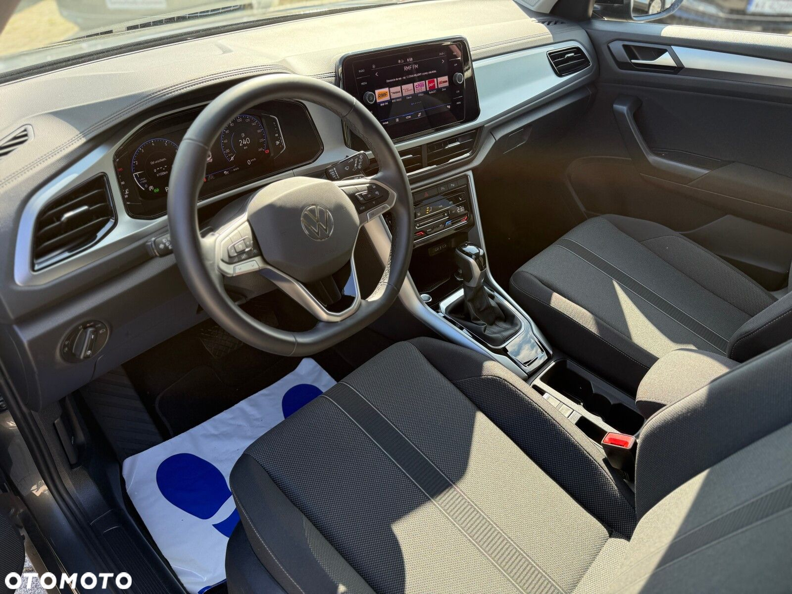 Volkswagen T-Roc 1.5 TSI Life DSG - 27