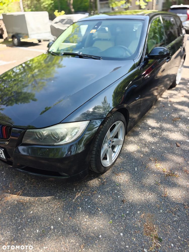 BMW Seria 3 325xi - 39