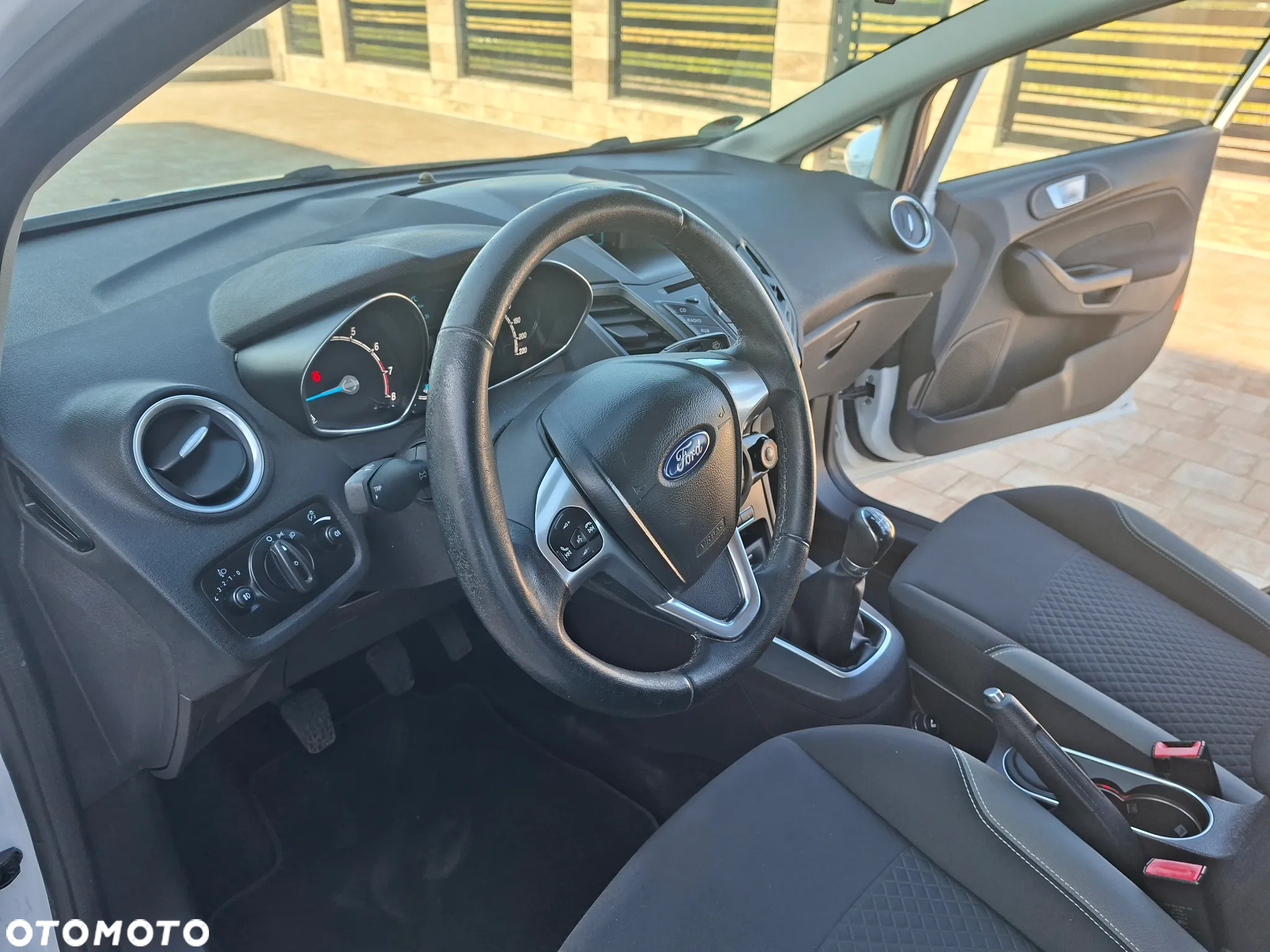 Ford Fiesta 1.0 EcoBoost Champions Edition - 18