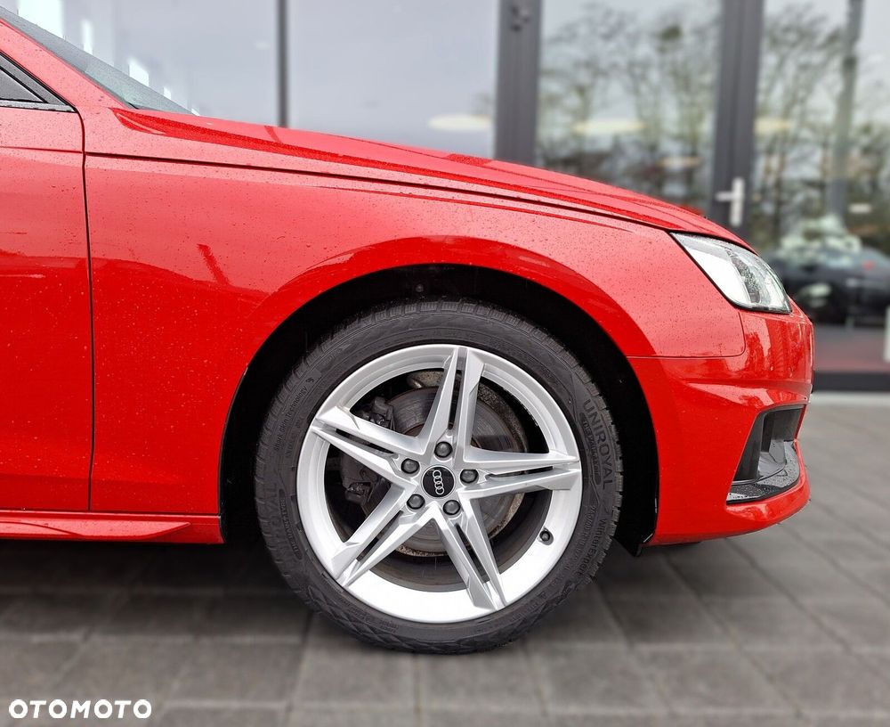 Audi A4 Limousine - 25