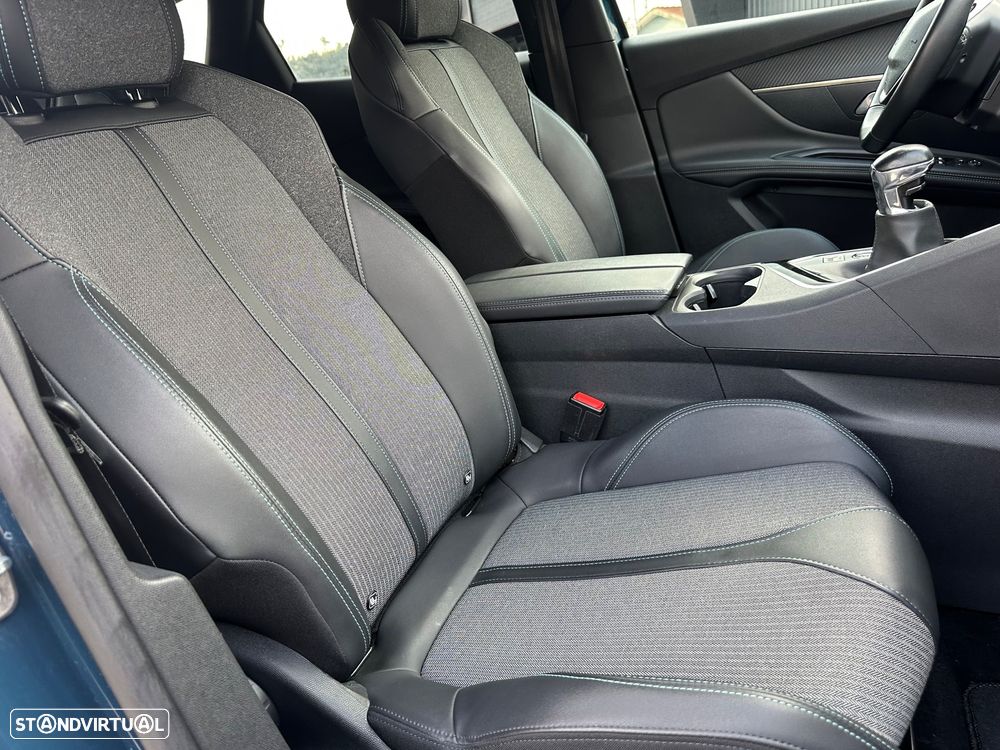 Peugeot 3008 PureTech 130 Stop & Start GPF Allure Business-Pack - 20