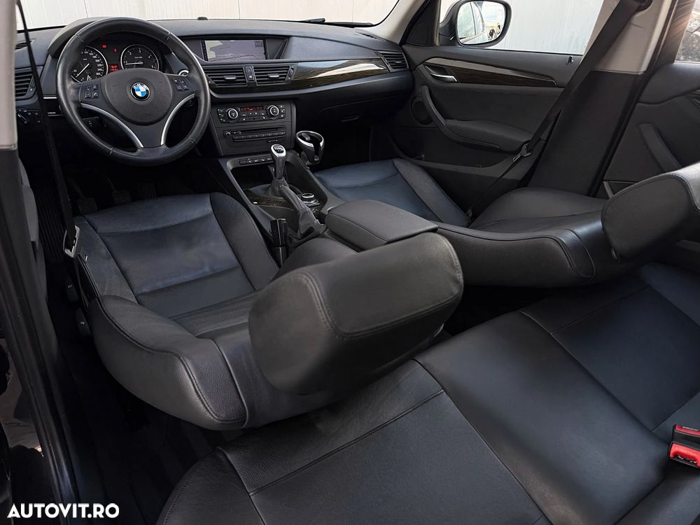 BMW X1 xDrive18d - 16