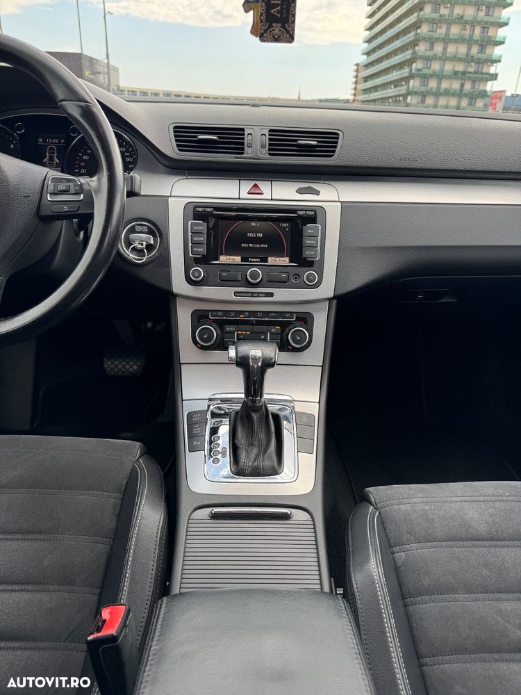 Volkswagen Passat 2.0 TDI DSG Comfortline - 12