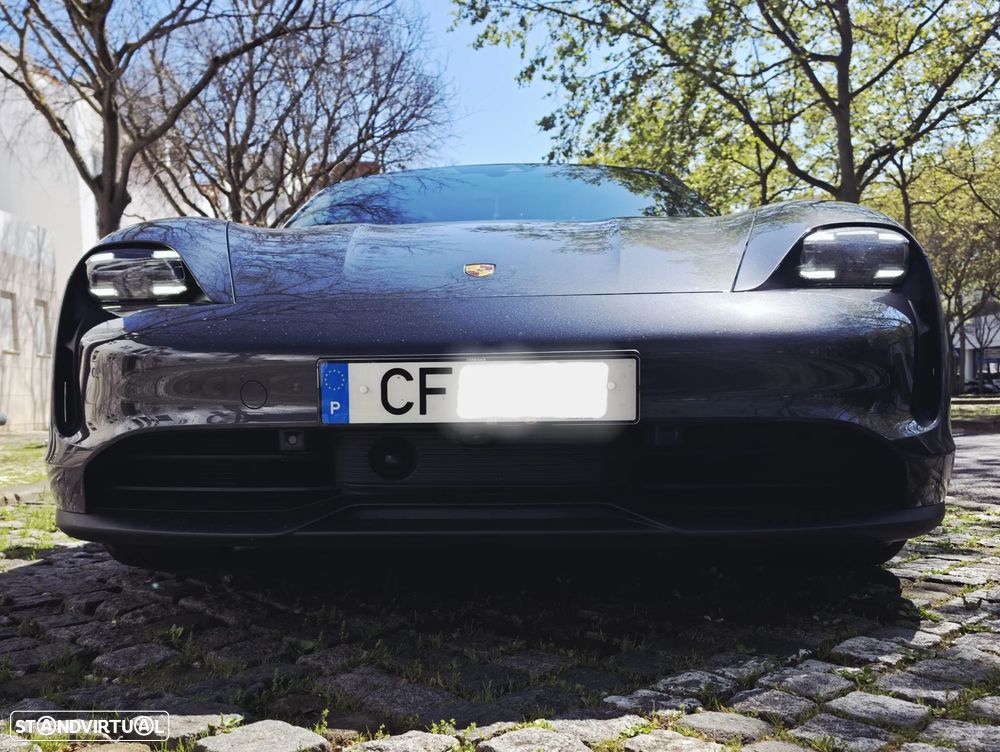 Porsche Taycan 4S - 15