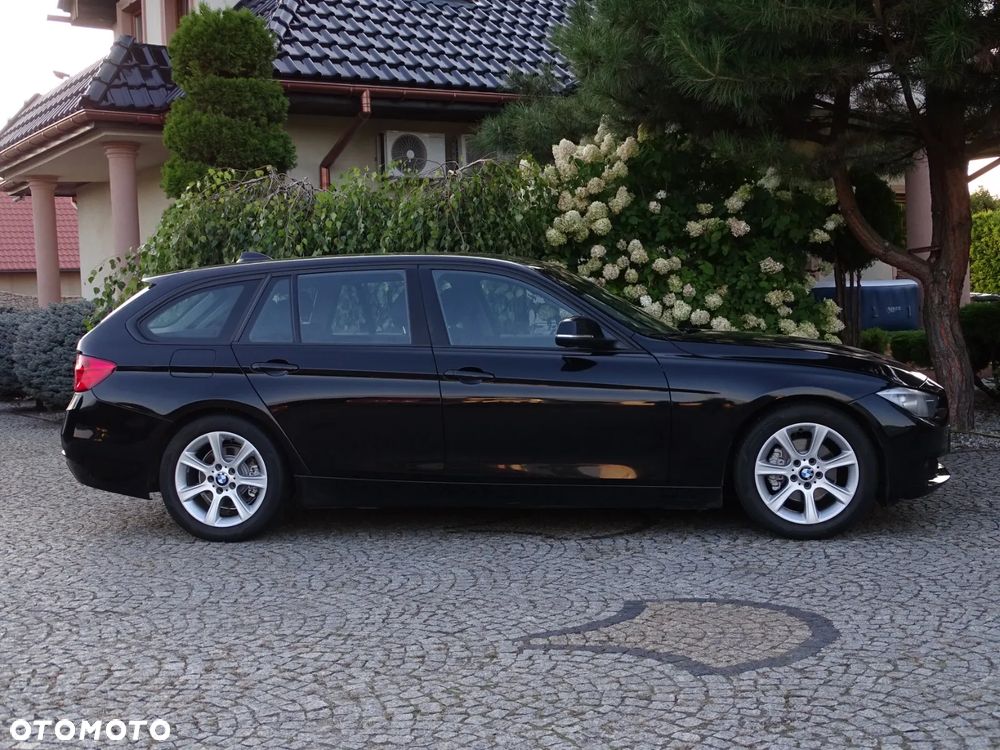 BMW Seria 3 - 25
