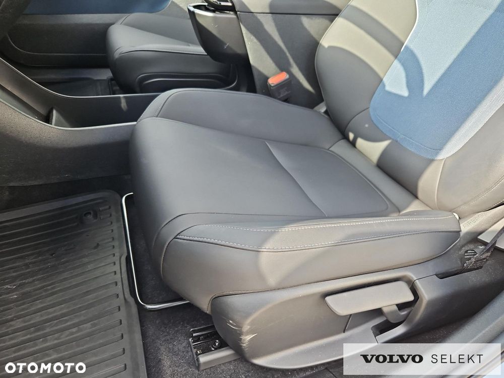 Volvo EX30 69kWh Single Motor Long Range Core - 25