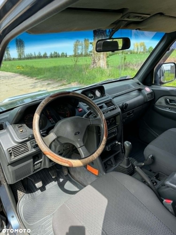 Mitsubishi Pajero 2.5 TD GL - 10