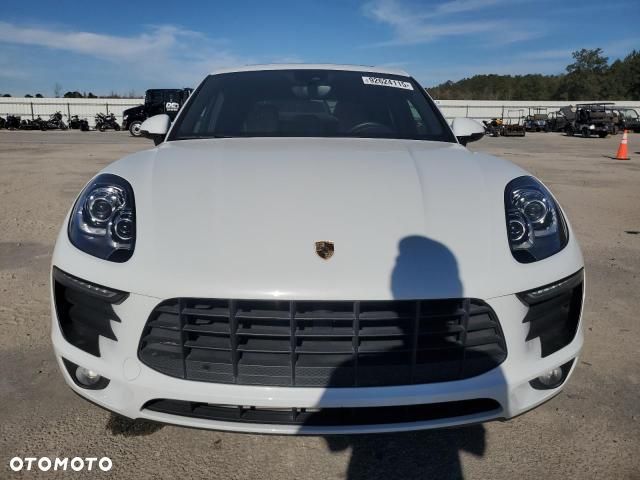 Porsche Macan - 4