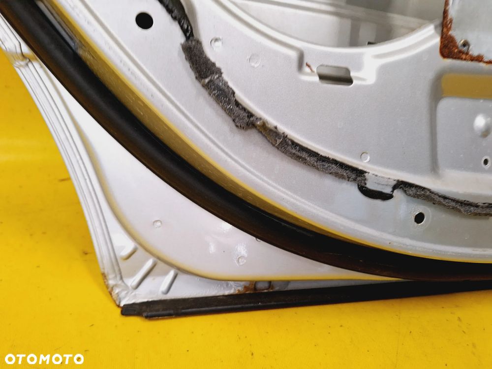 DRZWI LEWY TYŁ LEWE TYLNE MERCEDES W203 KOMBI 00-07 LAK: 744 NR786 - 14