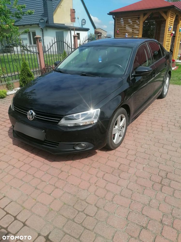Volkswagen Jetta 1.6 TDI Comfortline - 3