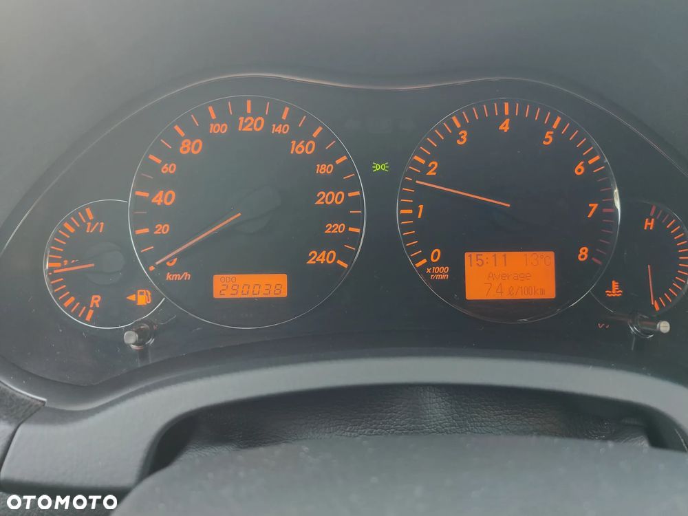 Toyota Avensis 1.8 VVT-i Sol - 12