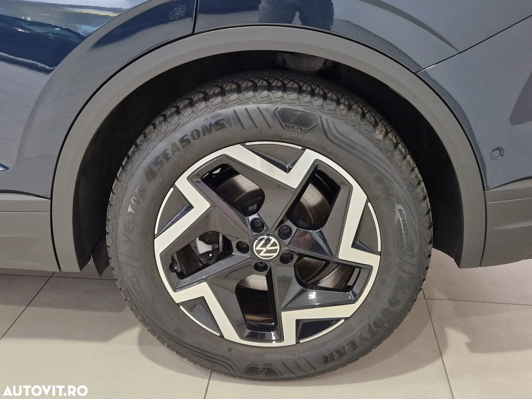 Volkswagen Touareg - 10
