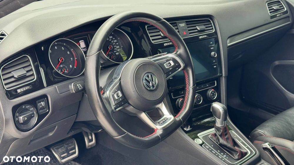 Volkswagen Golf 2.0 TSI OPF DSG GTI - 11