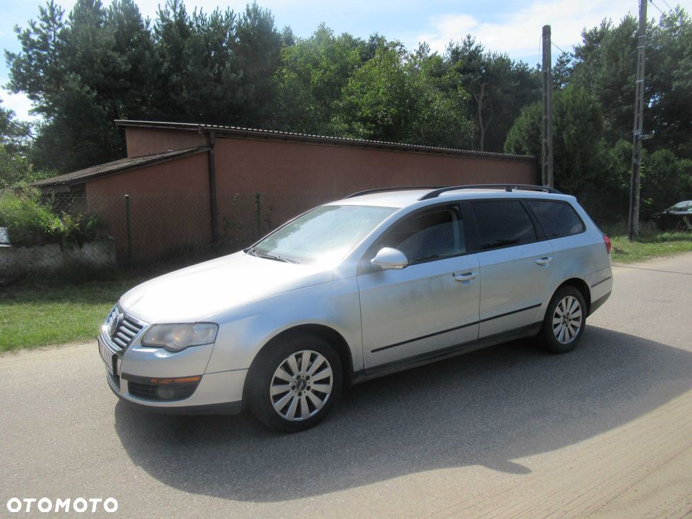 Volkswagen Passat - 2