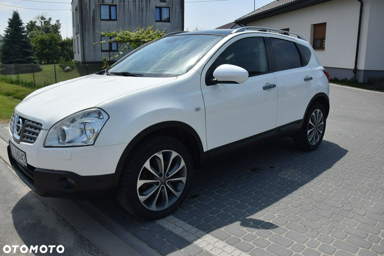 Nissan Qashqai 2.0 dCi 4 x 4 DPF lounge - 5