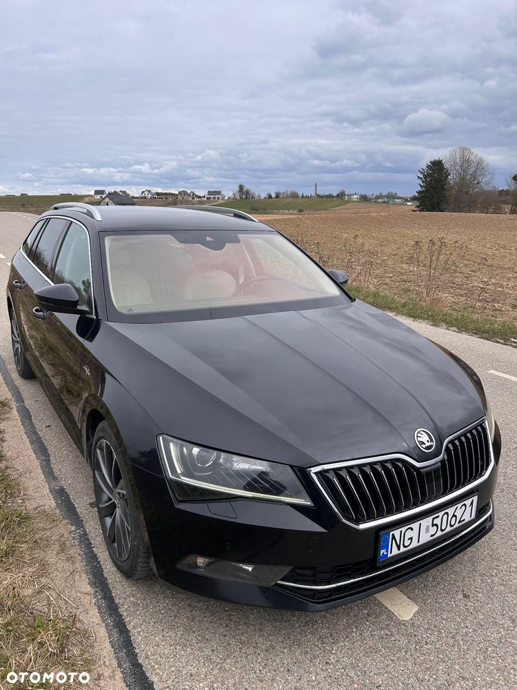 Skoda Superb 2.0 TDI 4x4 L&K DSG - 6